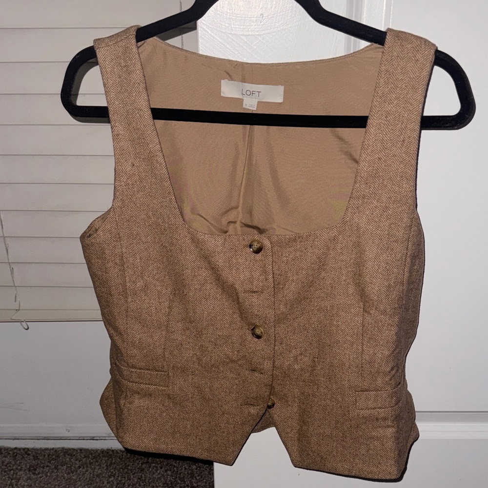LOFT Tan Button-Up Vest